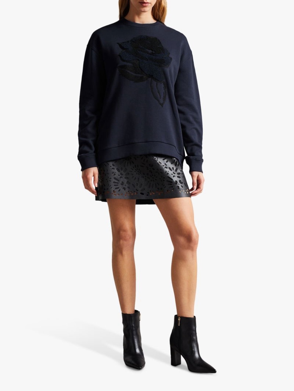 TED BAKER Darsena Flower Graphic Sweatshirt - Picture 2 of 10